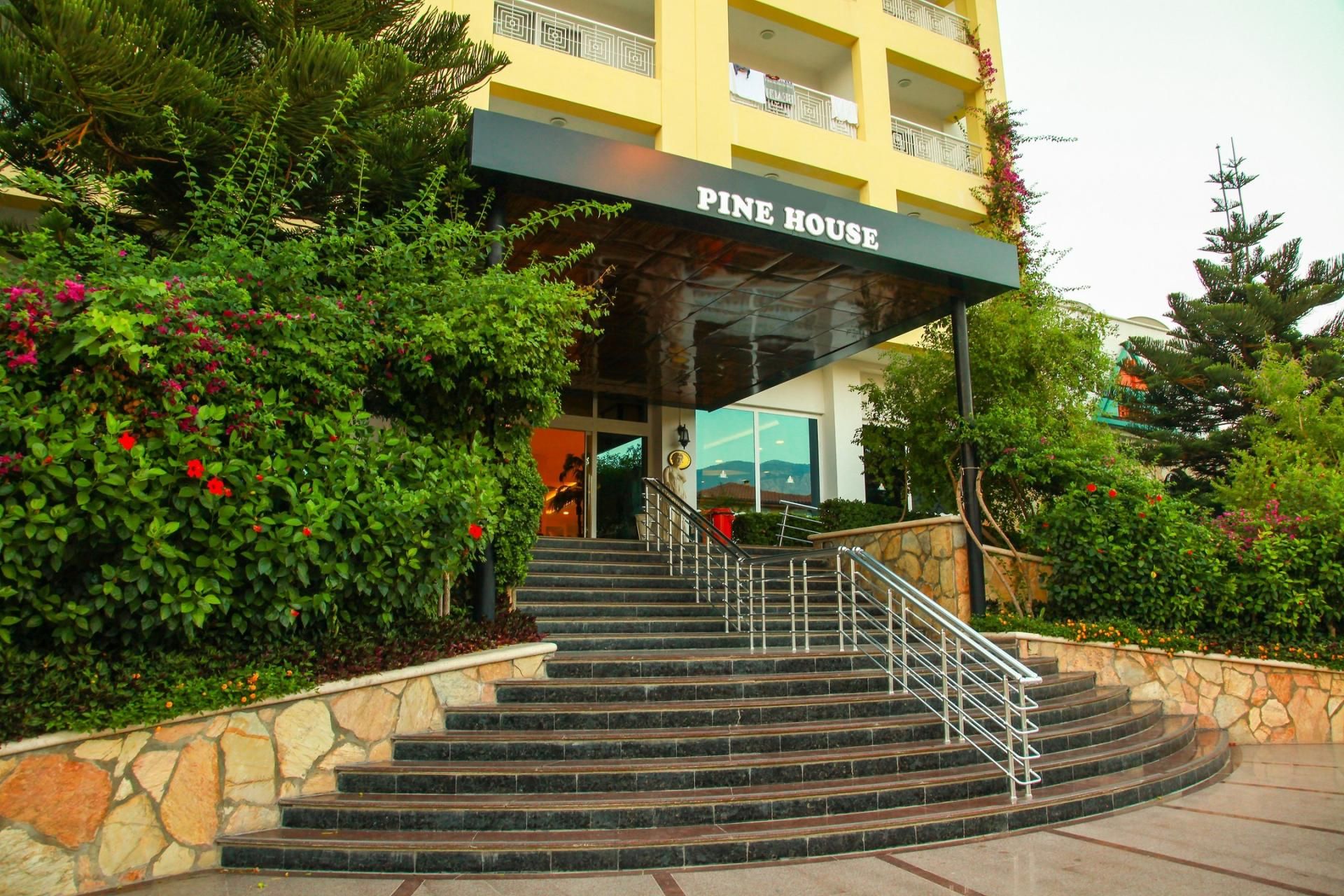 Çamyuva 120 Yataklı Otel — Antalya / Kemer